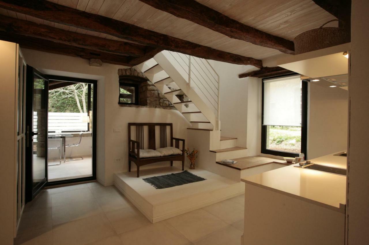 L'Abbraccio Della Quercia Apartamento Momjan Exterior foto