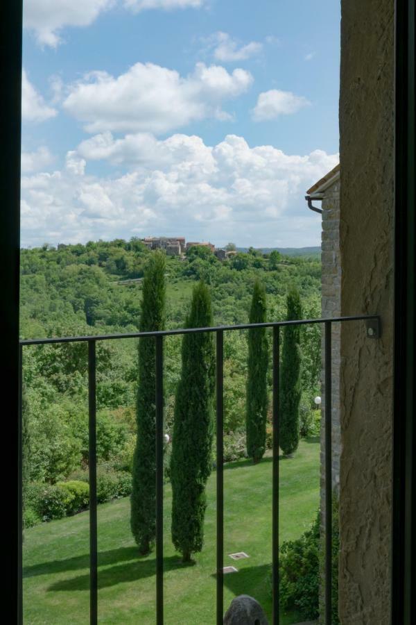 L'Abbraccio Della Quercia Apartamento Momjan Exterior foto